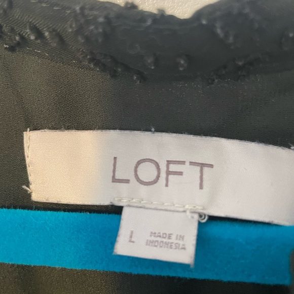 Loft top size large. Dressy. Dark army green - Picture 4 of 5